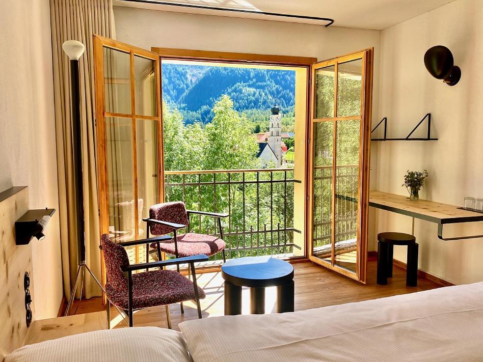 Hotel Central La Fainera Superior Valchava Zewnętrze zdjęcie